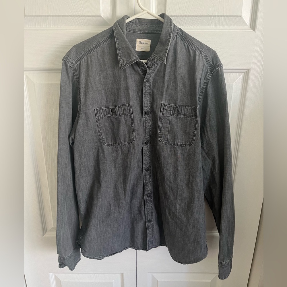 Vintage style Gap pullover jacket. Gray color. Large size.